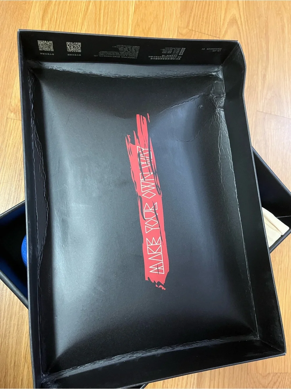 Li-Ning wow 11